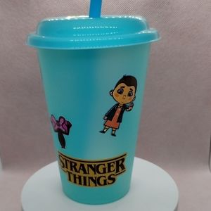 New Stranger Things Reusable Color-changing 12oz tumbler with‎ top & straw